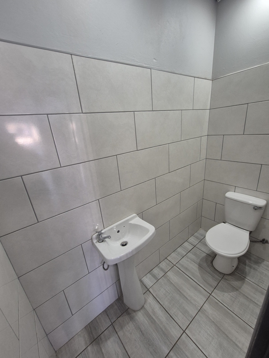 To Let Commercial Property for Rent in Baillie Park North West